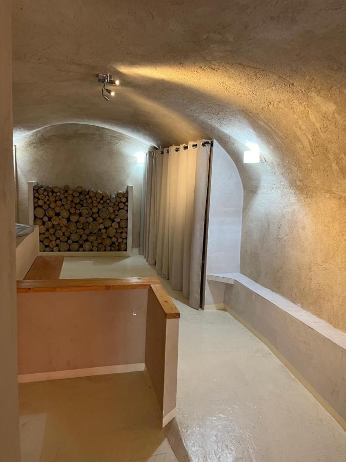 Suite "Chalet" Dans Maison De Village La Brigue Kültér fotó